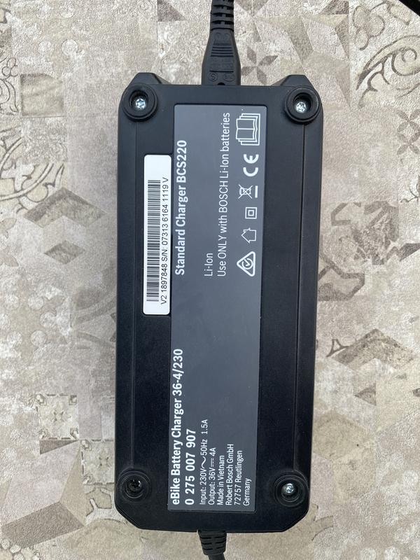Bosch 4A Charger Smart System Standard Battery Charger | Alltricks.com