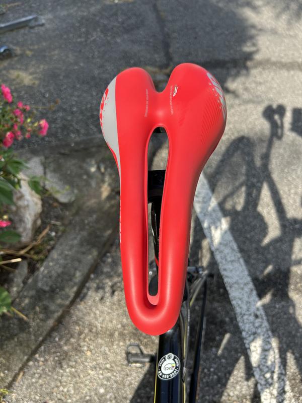 SMP Saddle EXTRA 275 X 140 mm Red | Alltricks.com