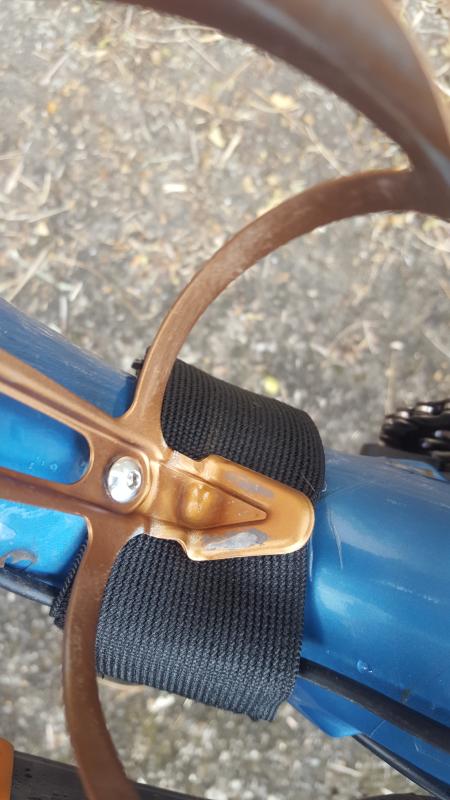 supacaz gold bottle cage