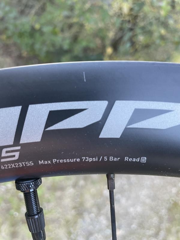 Roue Arrière Zipp 303 XPLR SW 700 mm | 12x142 mm | Center Lock