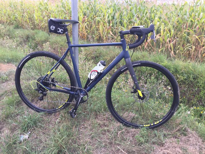 fuji jari 1.3 adventure road bike