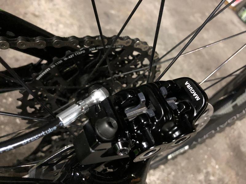 Système de freins MAGURA MT5 avec levier allégé 2 doigts