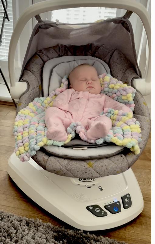 Graco baby swing move best sale with me