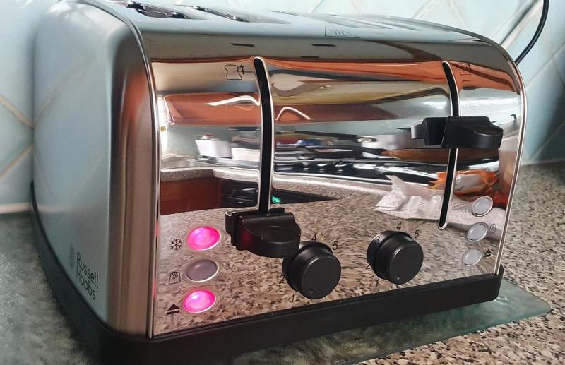 Futura Stainless Steel 4 Slice Toaster - 18790 - Russell Hobbs