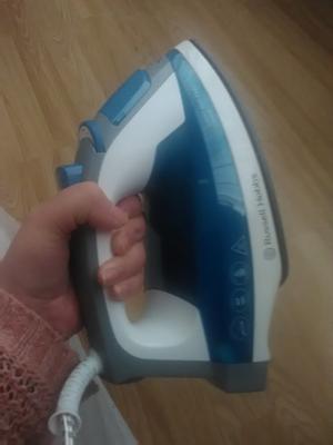Russell hobbs 23590 light & easy steam iron new arrivals