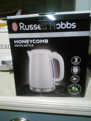 Russell Hobbs Bollitore Honeycomb 26050-70 - Casa del Rasoio