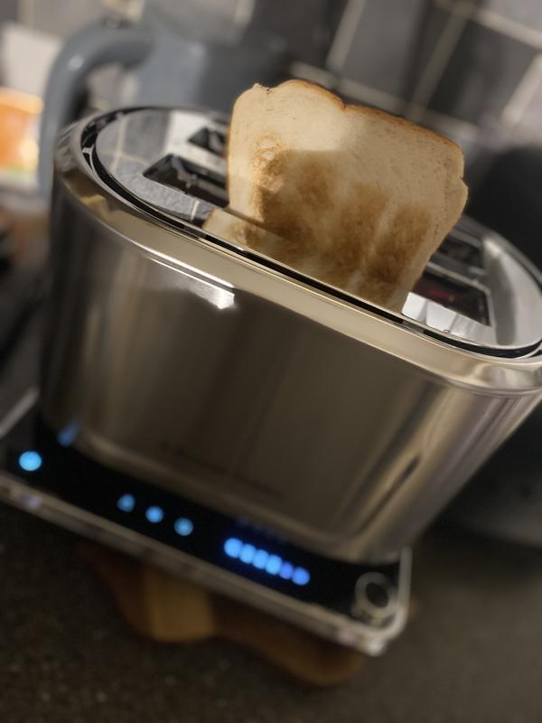 Attentiv Slice Toaster 26210 Russell Hobbs