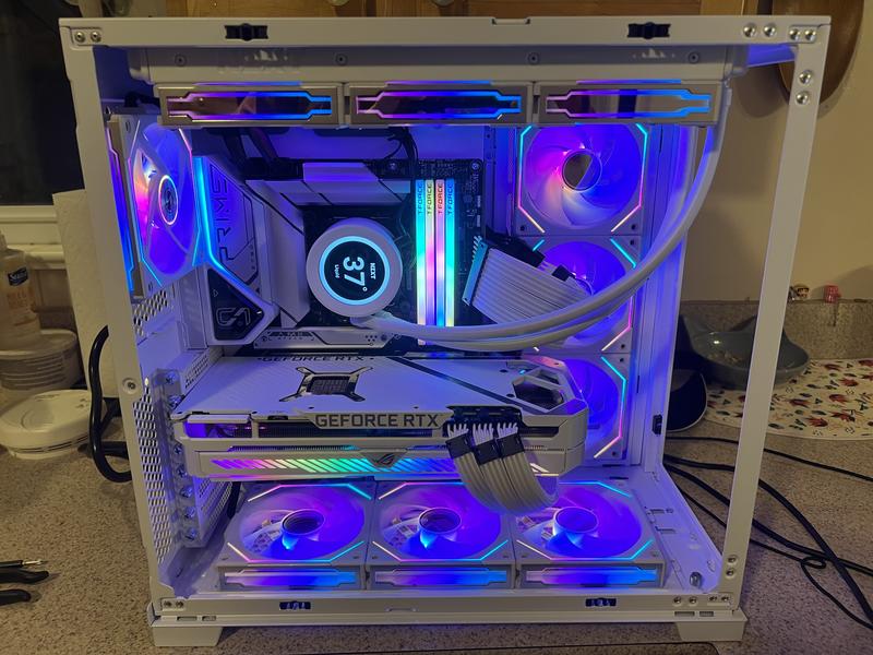 PCパーツ ASUS - ASUS ROG STRIX RTX3090 O24G WHITE ASUS ROG Strix GeForce RTX 3090 Graphics Card ROG-STRIX