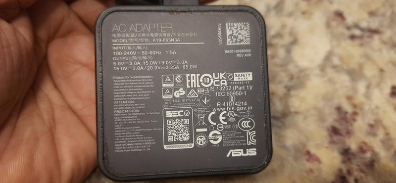 Caricabatterie ASUS 65W USB-C Per ZenBook, Chromebook, Transformer Book - Nuovo