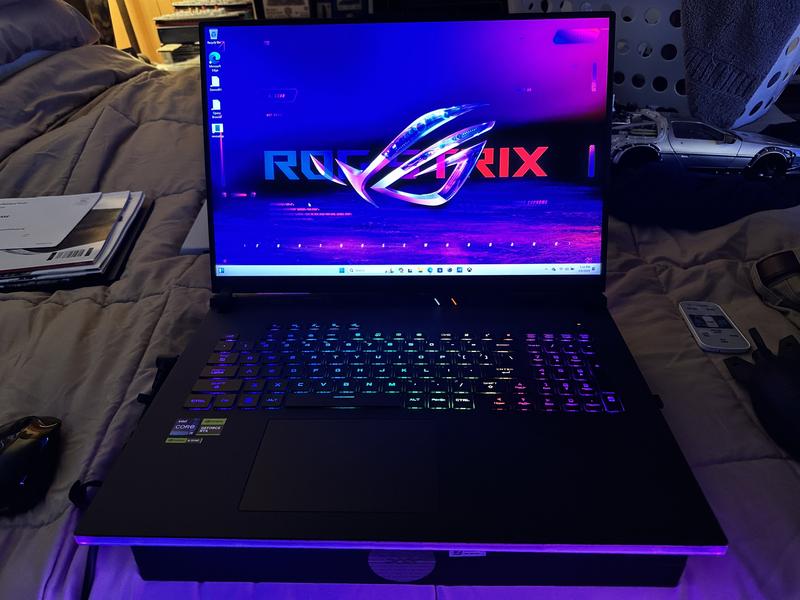 Experience Gaming Brilliance: ASUS ROG Strix SCAR 18 (2024) Revealed