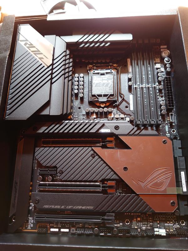 ROG MAXIMUS XIII HERO