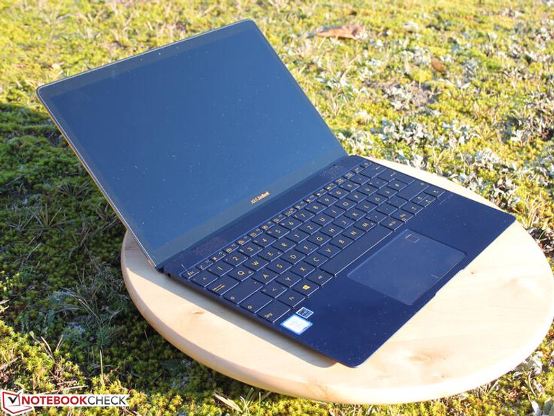 Asus zenbook 3 deals ux390ua