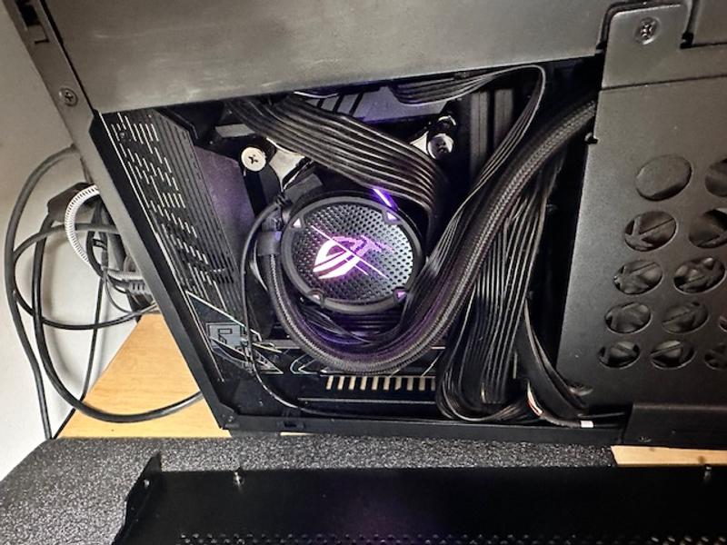 ROG STRIX LC II 240
