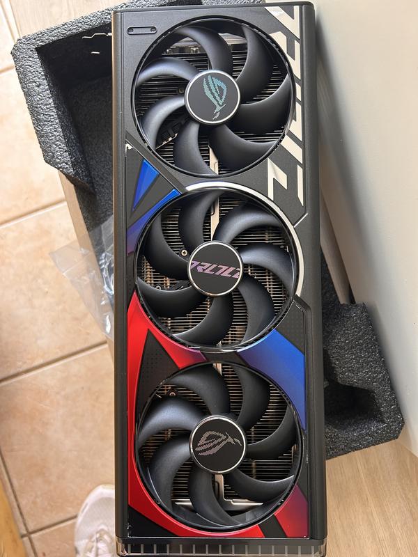 ROG Strix GeForce RTX™ 4080 16GB GDDR6X OC Edition | ROG Strix