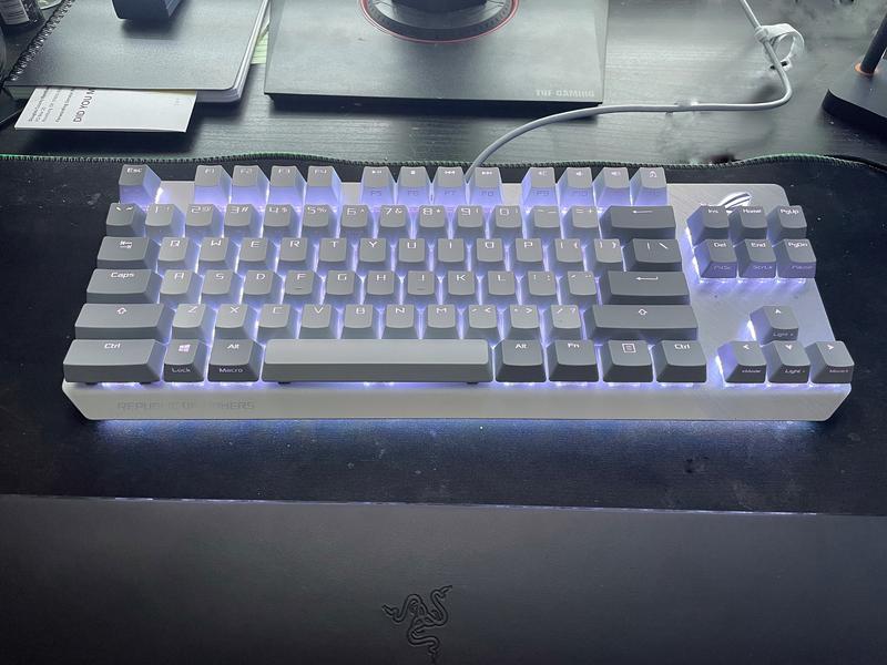その他 ASUS ROG Strix Scope NX TKL Moonlight ROG Strix Scope NX TKL Moonlight White Gaming Keyboard