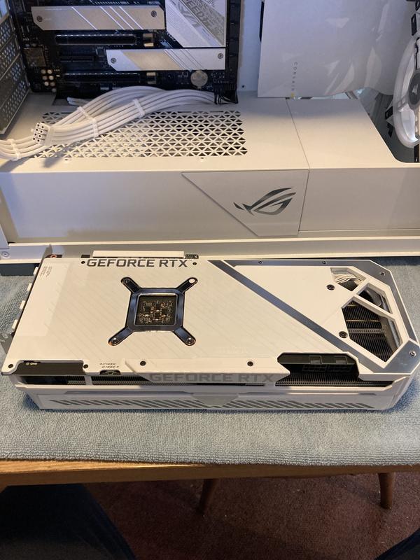 ROG Strix GeForce RTX 3070 V2 White OC Edition 8GB GDDR6