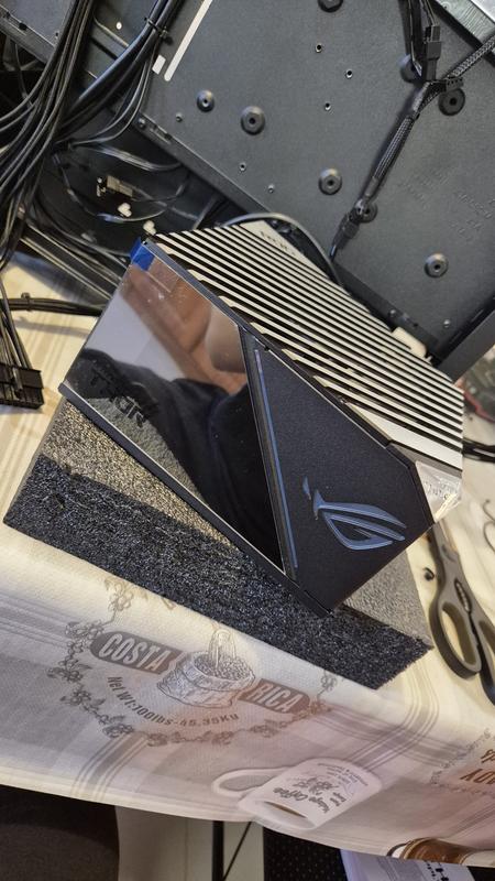 ROG THOR 850W Platinum II | ROG Thor | Gaming Power Supply Units