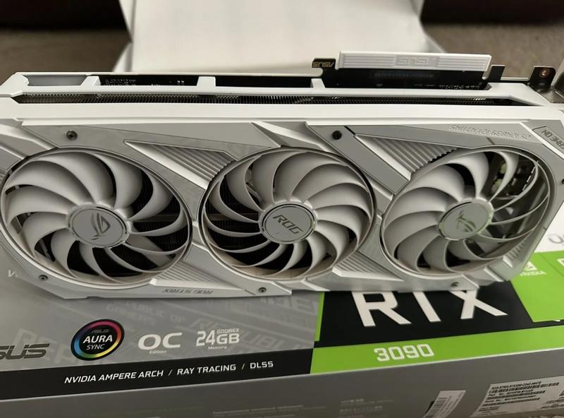 ROG Strix GeForce RTX 3090 White OC Edition 24GB GDDR6X | Graphics 