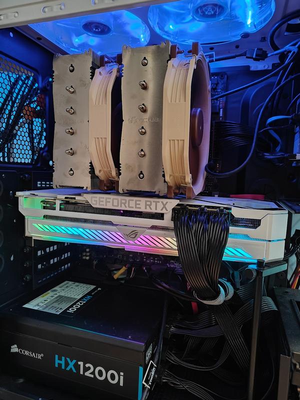 ROG Strix GeForce RTX 3090 White OC Edition 24GB GDDR6X