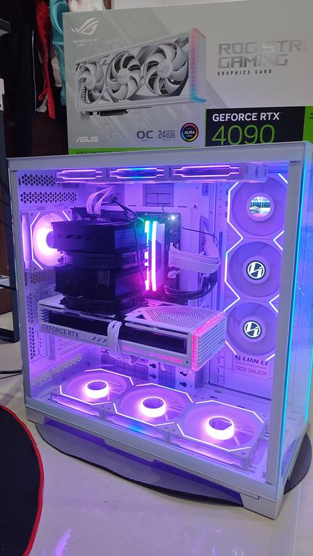 ROG Strix GeForce RTX™ 4090 24GB GDDR6X White OC Edition | ROG