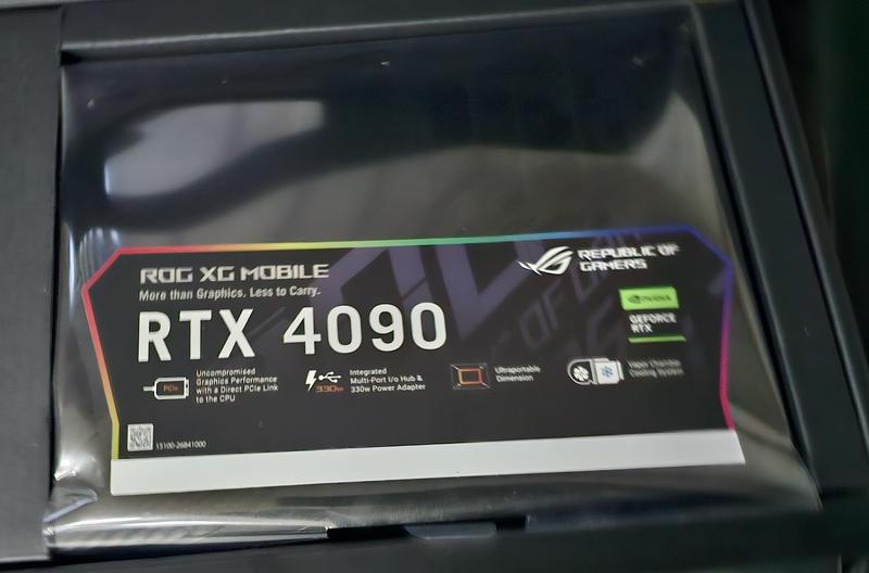 グラフィックボード・グラボ・ビデオカード ASUS ROG XG Mobile RTX