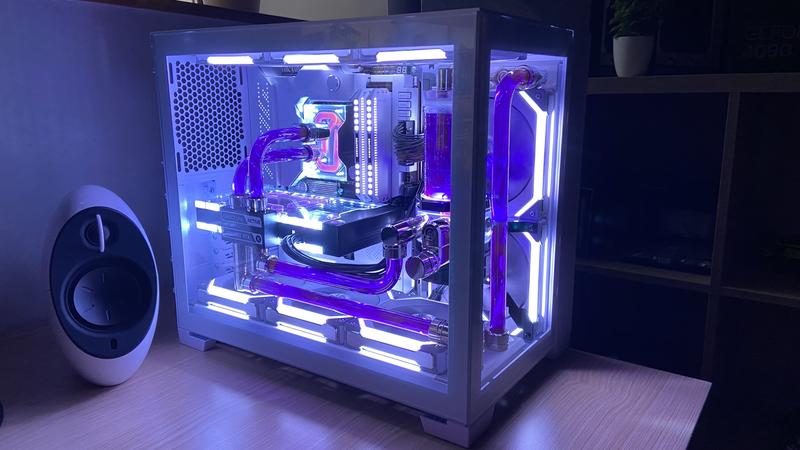 ROG Loki SFX-L 1000W Platinum | Power Supply Units | ROG Switzerland