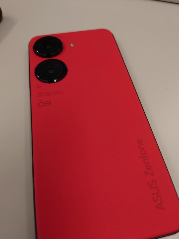 スマートフォン本体 ASUS - ASUS zenfone9 16/256GB ASUS、6軸ジンバルモジュール搭載の5Gスマホ「Zenfone 9」を本日