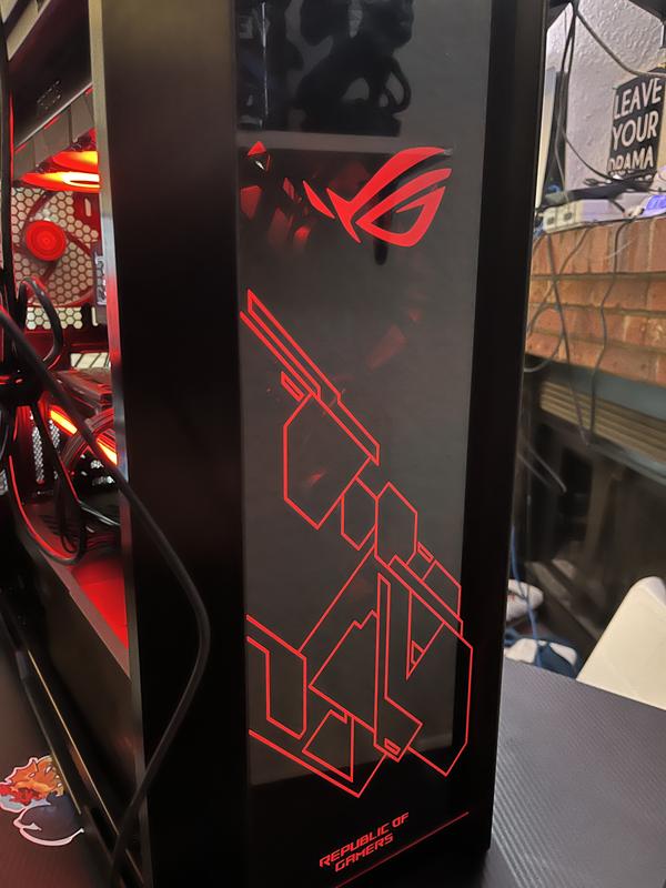 ROG Strix Helios | Cases | ROG United States