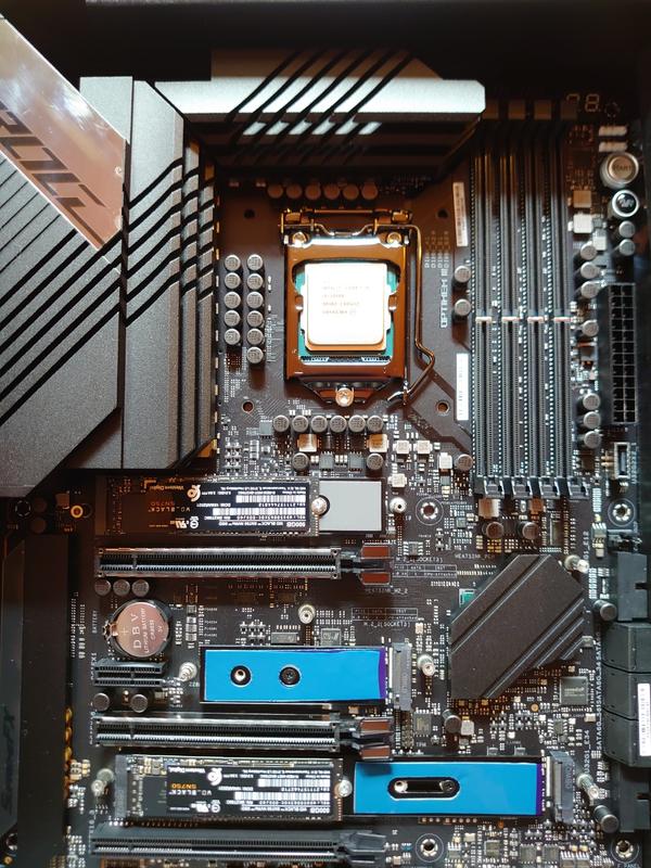 CPU ROG MAXIMUS XIII HERO core i9 11900K ROG MAXIMUS XIII HERO | ROG Maximus | Gaming Placas-mãe｜ROG