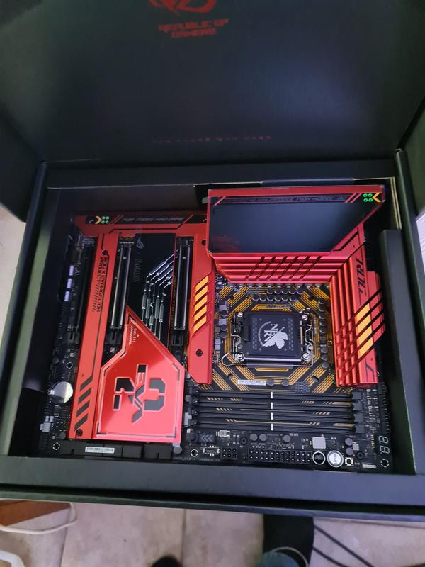 ROG MAXIMUS Z790 HERO EVA-02 EDITION | Motherboards | ROG