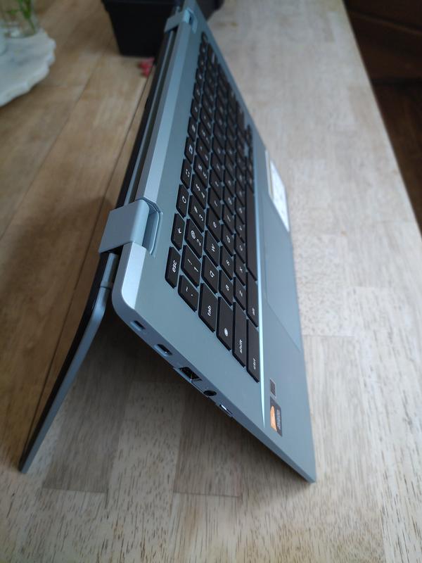 Chromebook本体 ASUS Chromebook CM14 Flip (CM1402F) ASUS Chromebook CM14 Flip(CM1402F)｜Laptops For Home｜ASUS USA