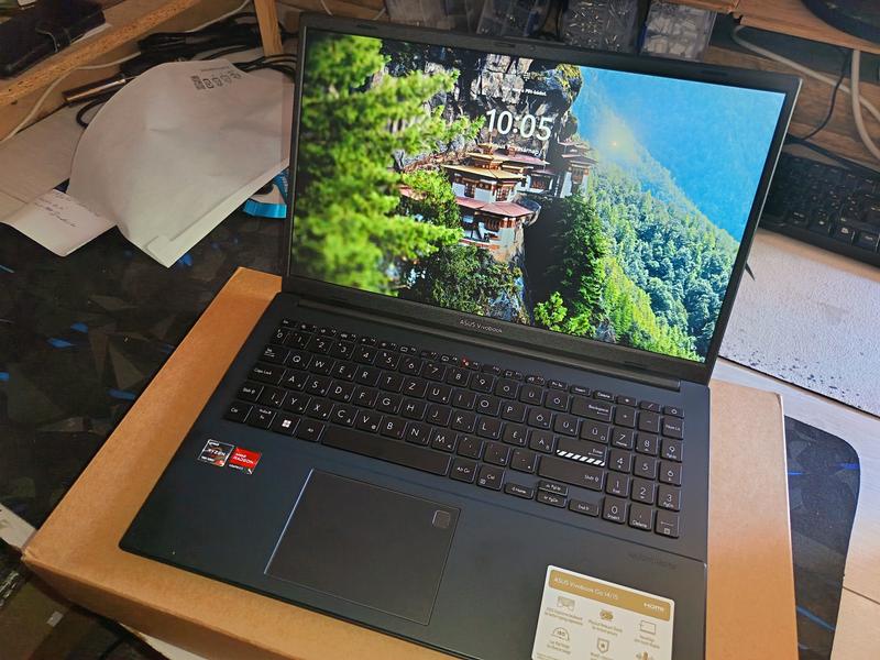 Vivobook Go 15 OLED (E1504F)｜Laptops For Home｜ASUS Canada