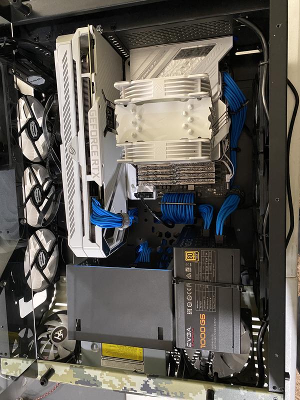 ASUS ROG-STRIX-RTX3070-O8G-WHITE（非LHR） Refurbished: ASUS ROG Strix NVIDIA GeForce RTX 3070 V2 White