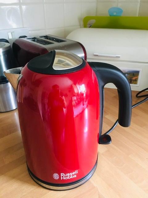 russell hobbs colours plus kettle
