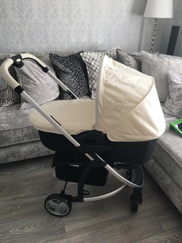 billie faiers cream travel system