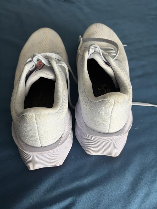 DYNABLAST 5 | Women | FAWN/OYSTER WHITE | Women's Running Shoes