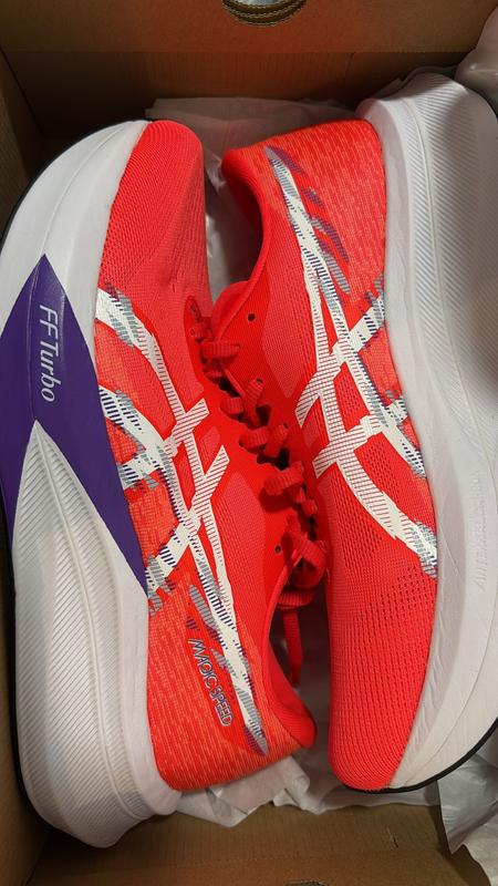 MAGIC SPEED 4 | Men | FLASH RED/WHITE | Men Running Shoes | ASICS