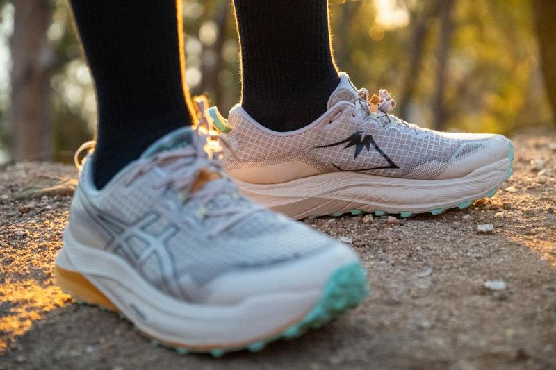asics Trabuco Max 3 asics Trabuco Max 3 （アシックス