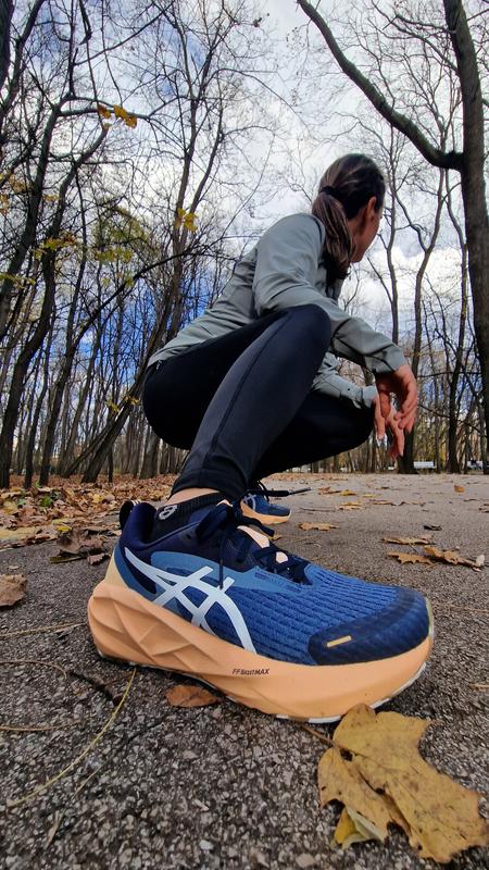 NOVABLAST 5 TOKYO Running PT - Asics