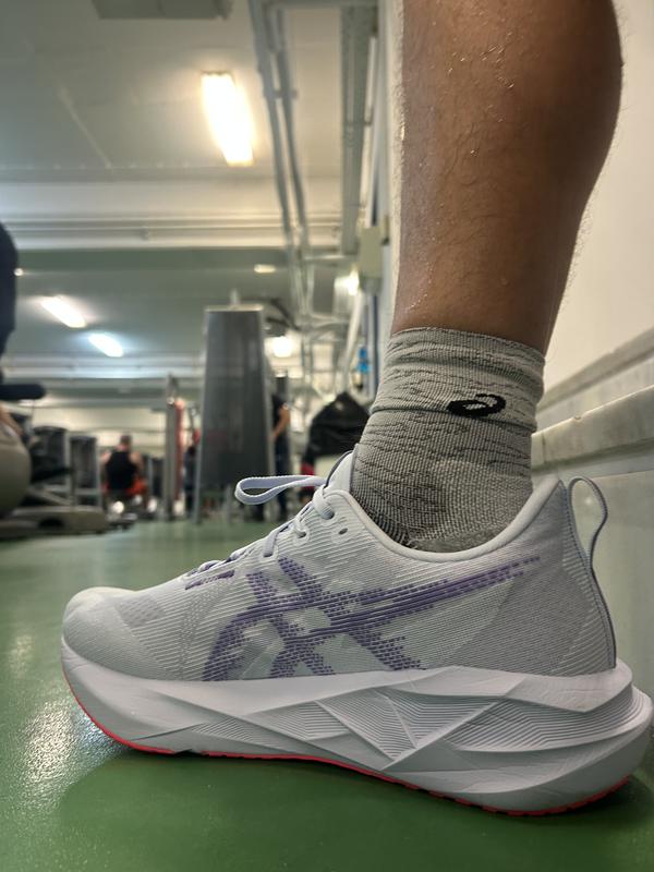 NOVABLAST 5 TOKYO Running GB - Asics