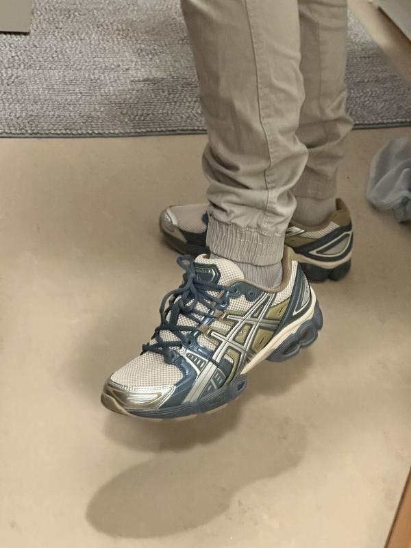 asics GEL-NIMBUS 9 OATMEAL/IRONCLAD（アシックス ゲルニンバス