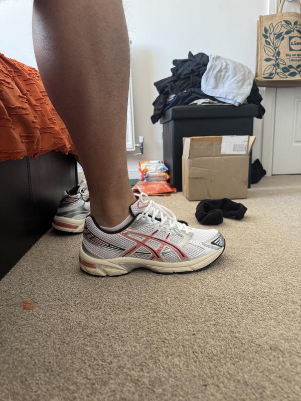 オカレモン asics GEL-1130 WHITE/RAINY LAKE（アシックス ゲル-イレブン