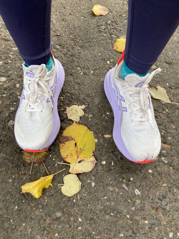 GEL-NIMBUS 27 TOKYO | Women | CREAM/EDO PURPLE | Women's Running