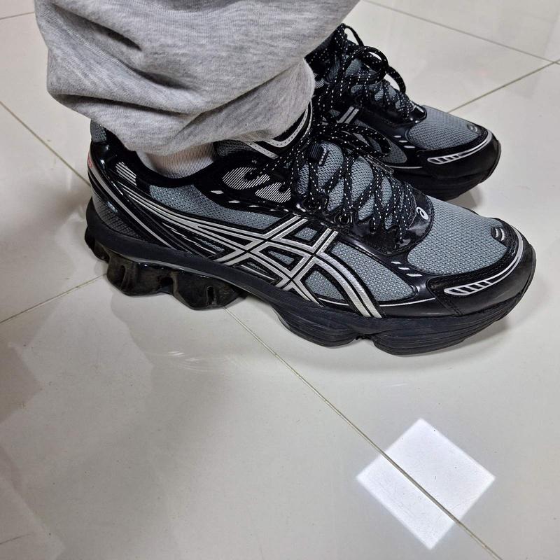 SHUSHU/TONG x GEL-KINETIC FLUENT Unisex SportStyle Shoes GB - Asics