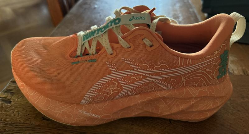 NOVABLAST 5 TOKYO | Unisex | SUN PEACH/WHITE | Unisex Running