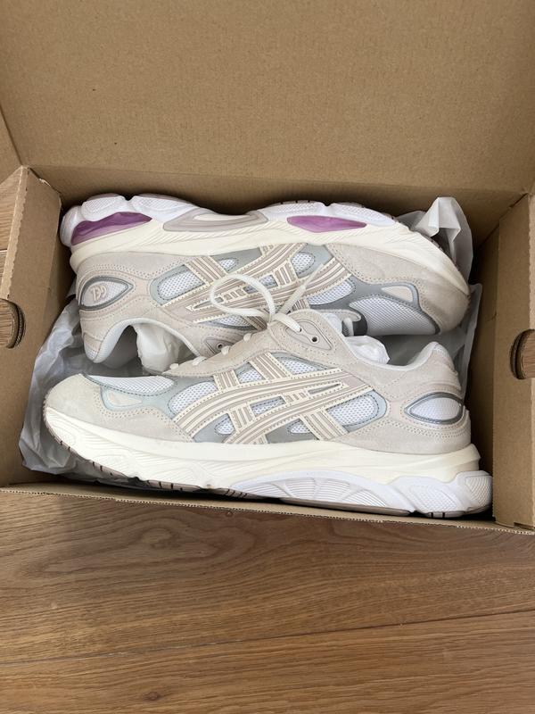 GEL-NYC 2.0 | Unisex | GRAVEL/CREAM | Unisex Sportstyle Shoes And