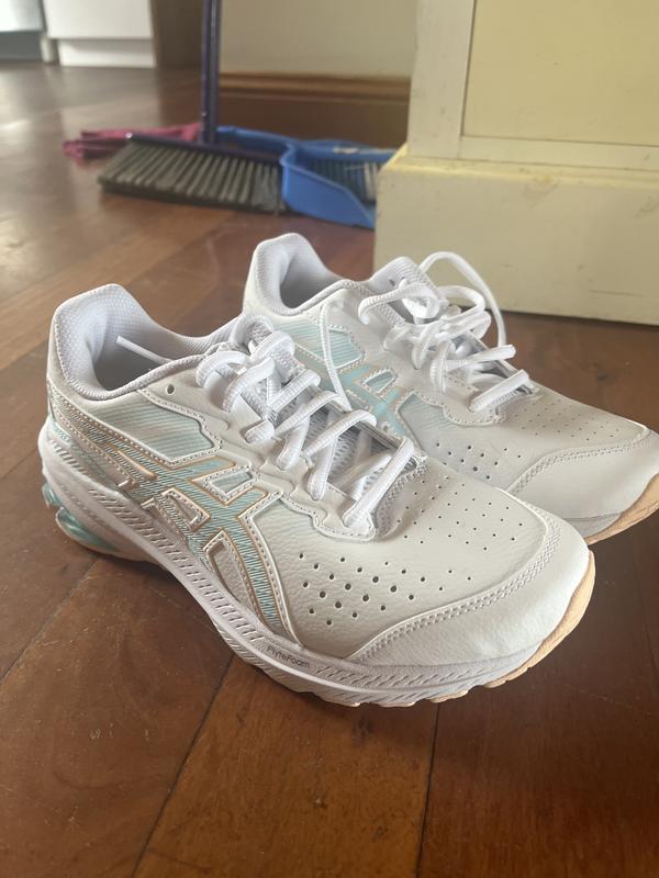 Asics leather clearance shoes