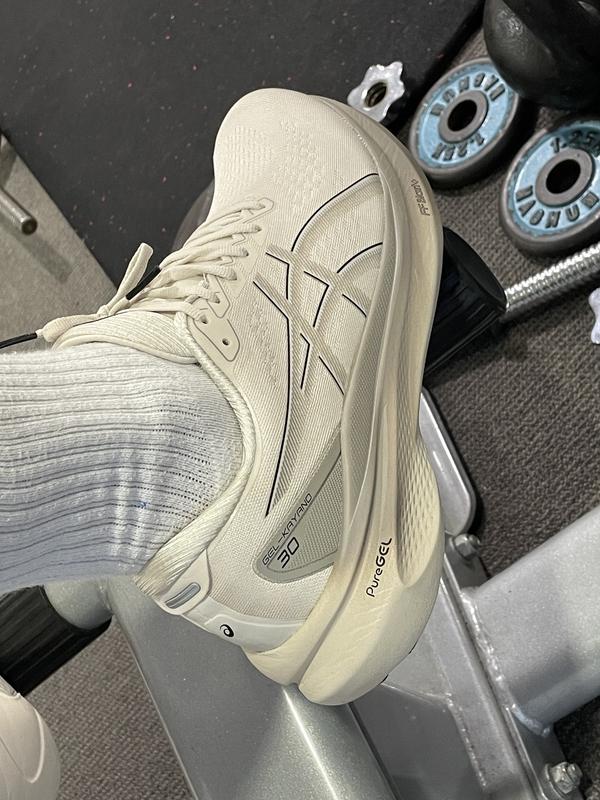 GEL-KAYANO 30 (4E EXTRA WIDE) | Men | Oatmeal/Black | Mens