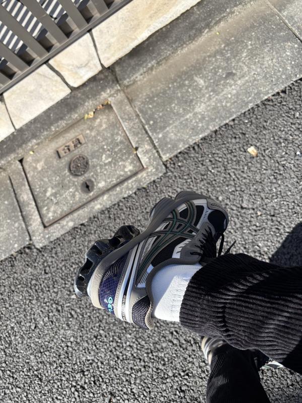 GEL-KINETIC FLUENT | BLACK/BLACK | スポーツスタイル メンズ