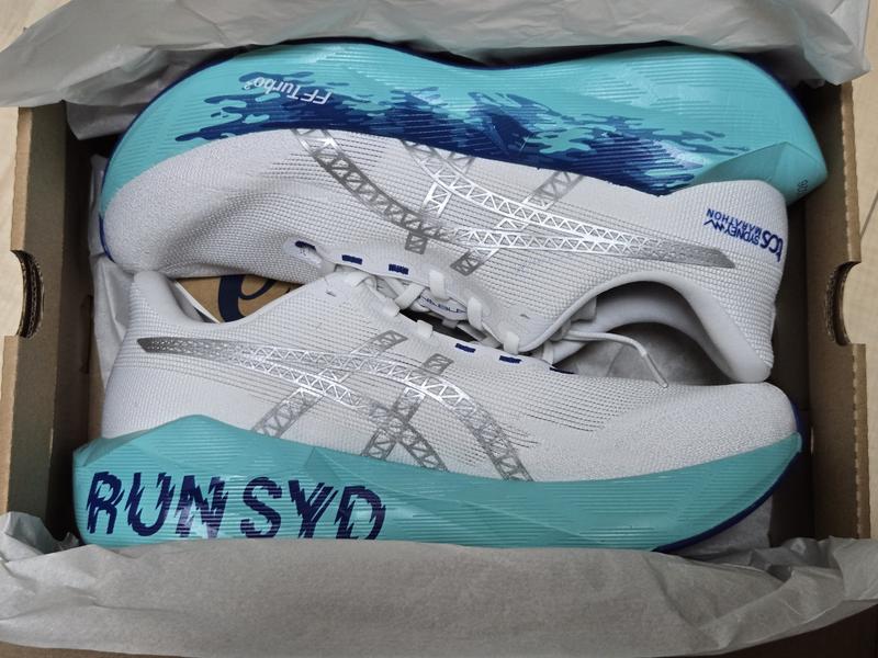 NOVABLAST 6 SYDNEY | White/Ice Mint | ランニング | 【ASICS公式】